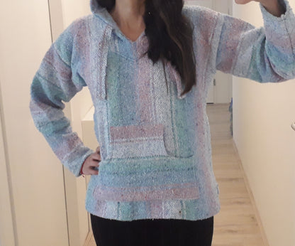 Poncho/sweater