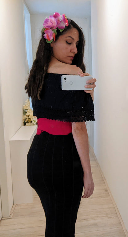 Flower shirt with belt and skirt